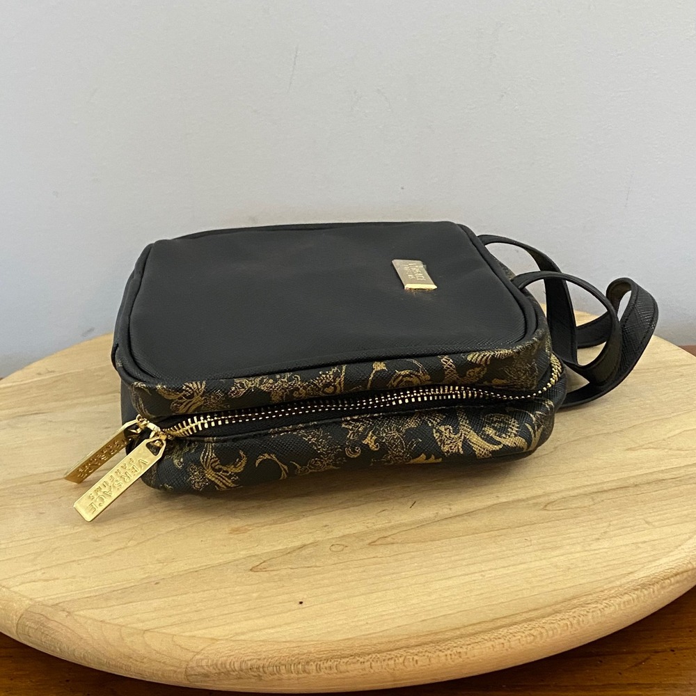 Versace Parfums Black Gold-Tone Travel Makeup Toiletry Case Cosmetic Pouch Bag - Picture 3 of 16